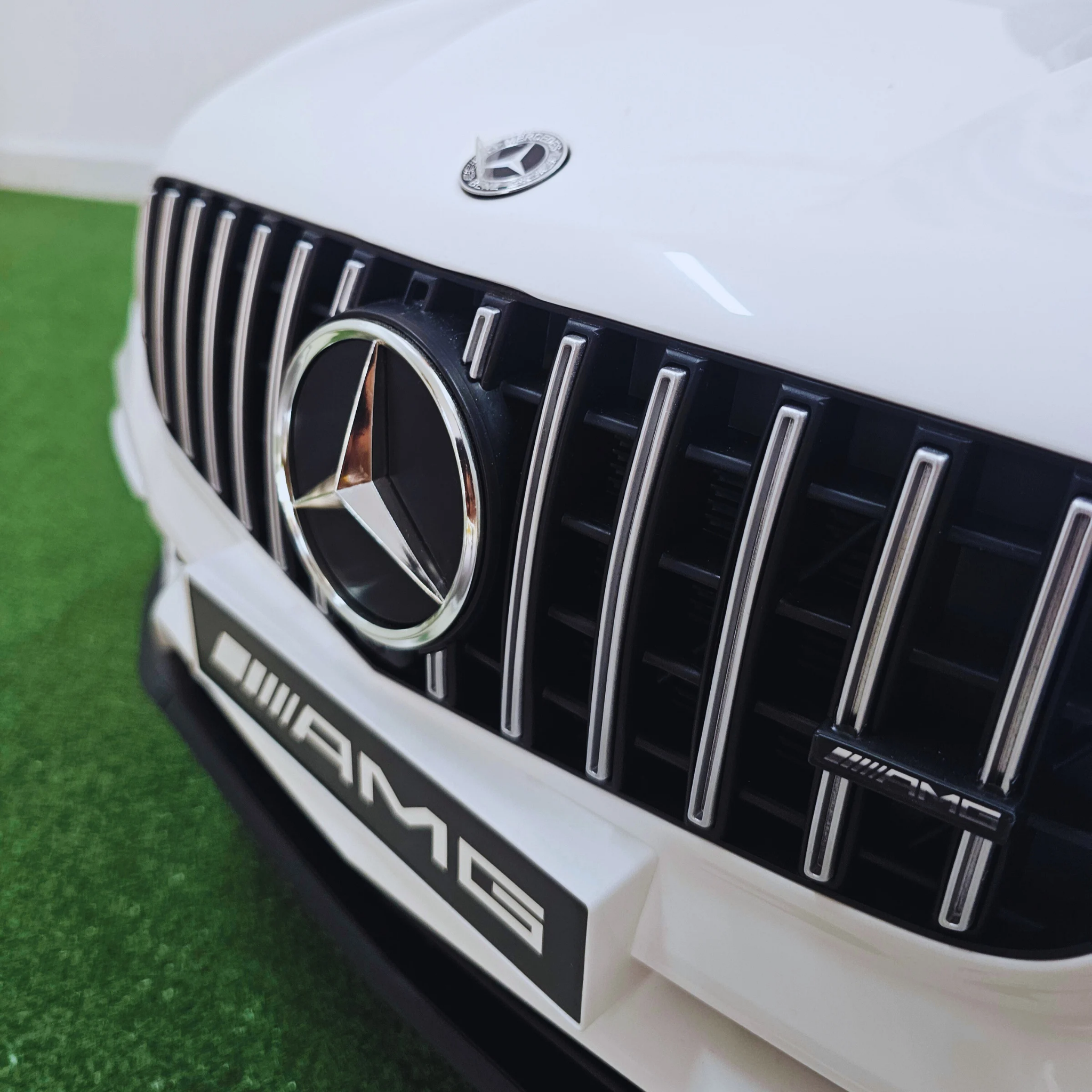 Coche Eléctrico para Niños MERCEDES GLC63S 4x4 12v Blanco