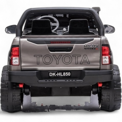 Coche Eléctrico para Niños TOYOTA HILUX Gris Metalizado 12v 4x4 c/ RUEDAS DE GOMA & ASIENTO DE PIEL