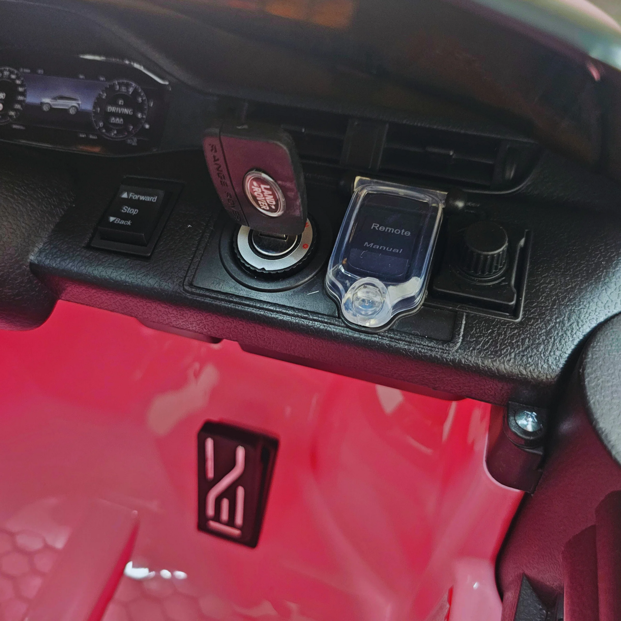 Coche Eléctrico para Niños RANGE ROVER EVOQUE 12v Rosa c/ RUEDAS DE GOMA & ASIENTO DE PIEL