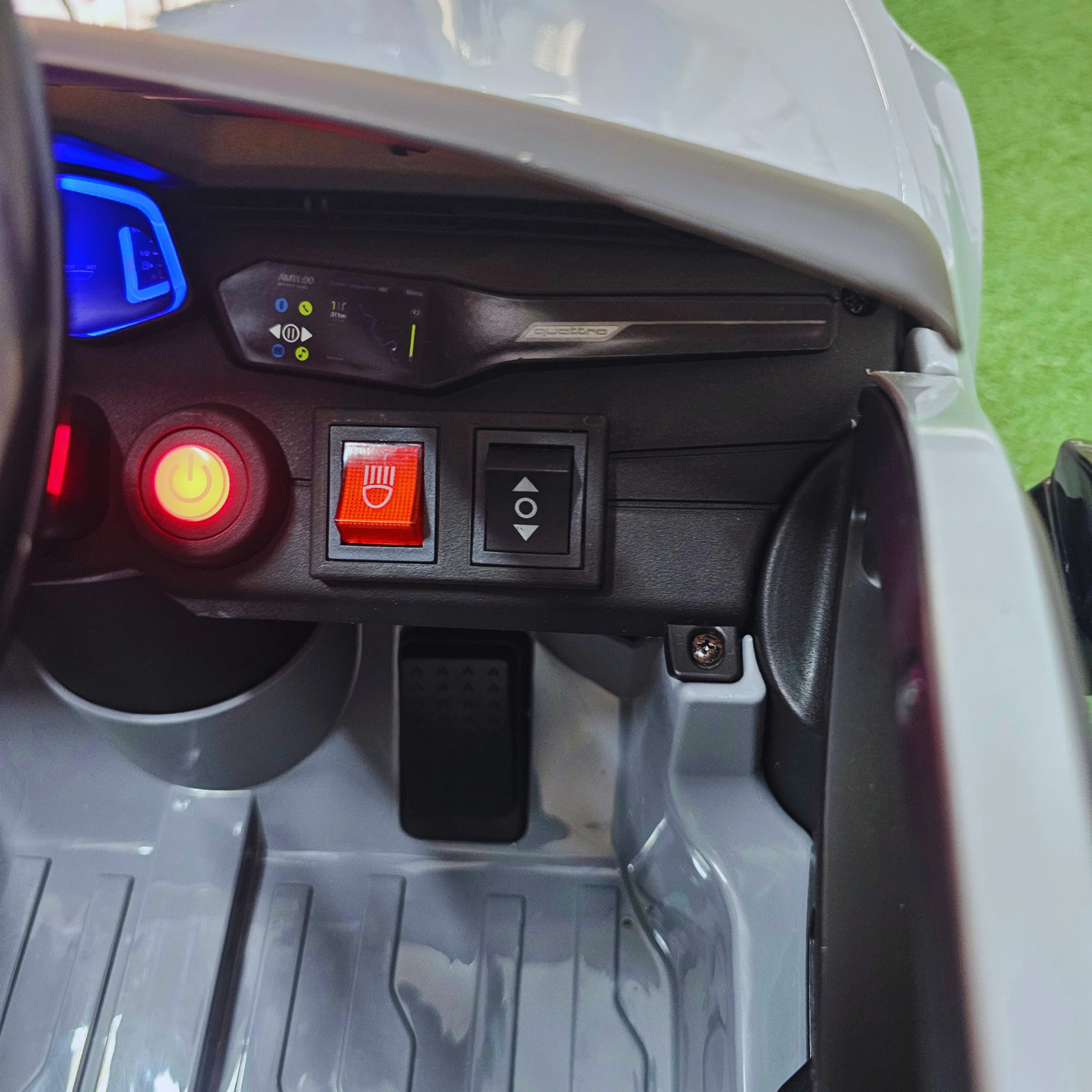 Coche Eléctrico para Niños AUDI RS6 12v Gris c/ RUEDAS DE GOMA & ASIENTO DE PIEL