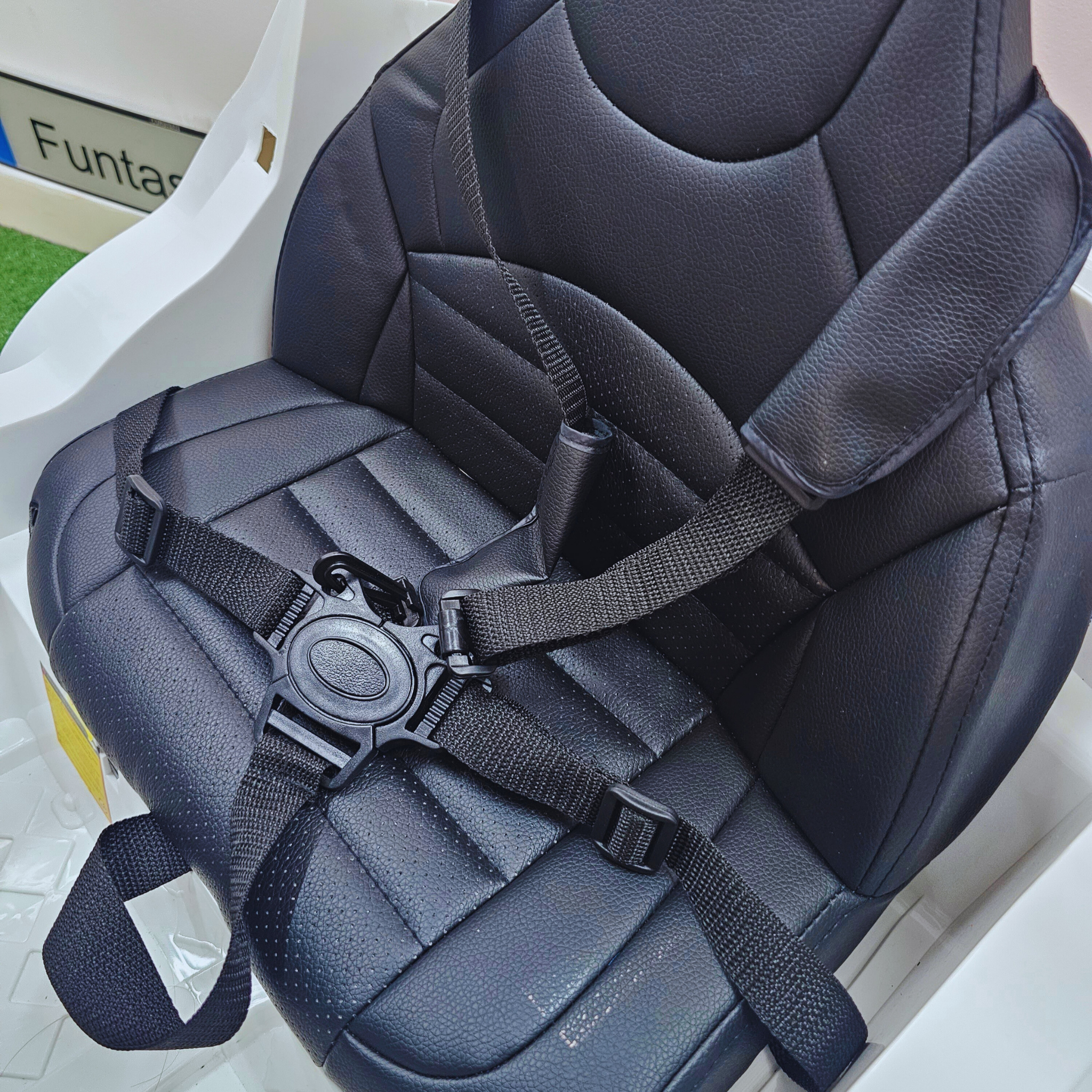 Coche Eléctrico para Niños MERCEDES GLC63S 4x4 12v Blanco 